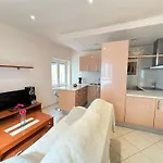Agi Sant Sebastia 111 Apartamento *